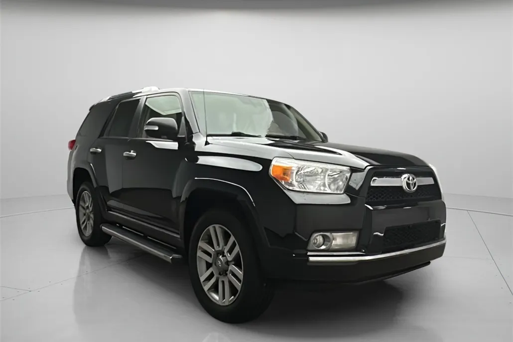 2012 Toyota 4Runner Limited photo 1