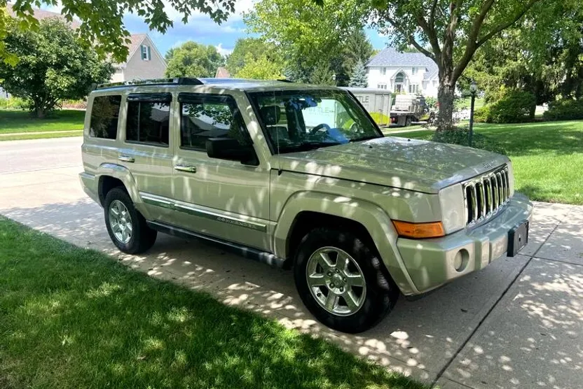 2007 Jeep Commander Limited photo 1
