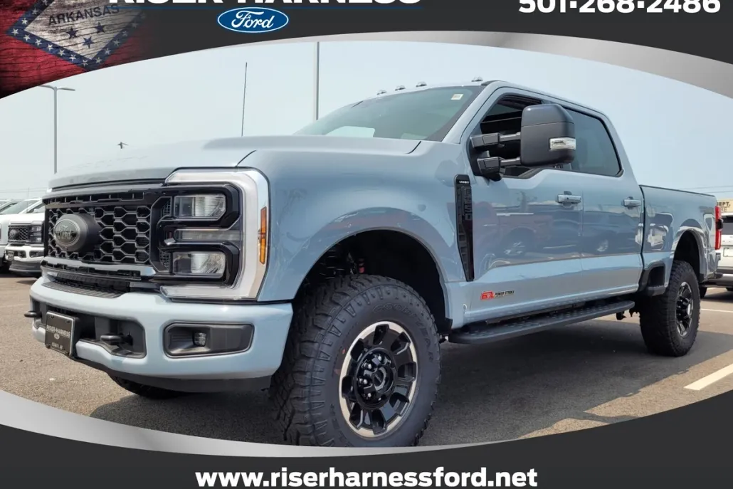 2025 Ford F-250 photo 1