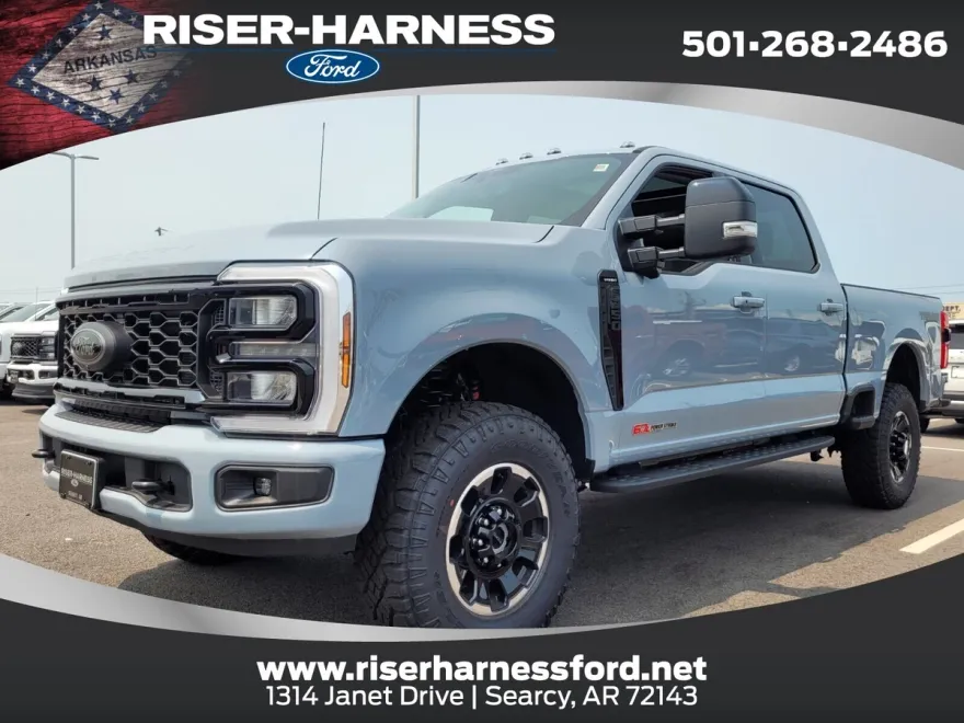 2025 Ford F-250 photo 1
