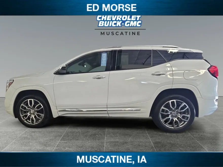 2023 Gmc Terrain Denali photo 1