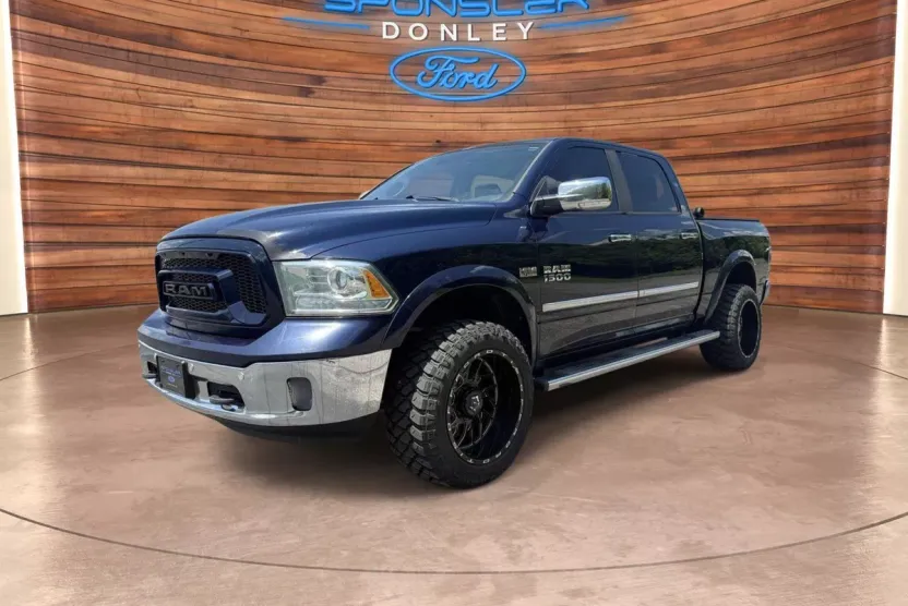 2014 Ram 1500 Laramie photo 1