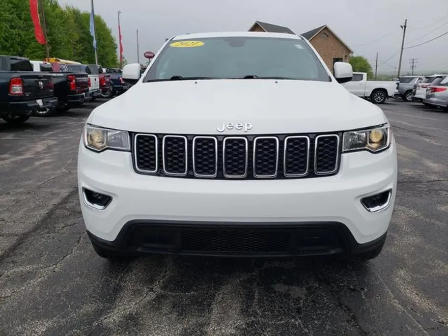 2021 Jeep Grand Cherokee Laredo E photo 1