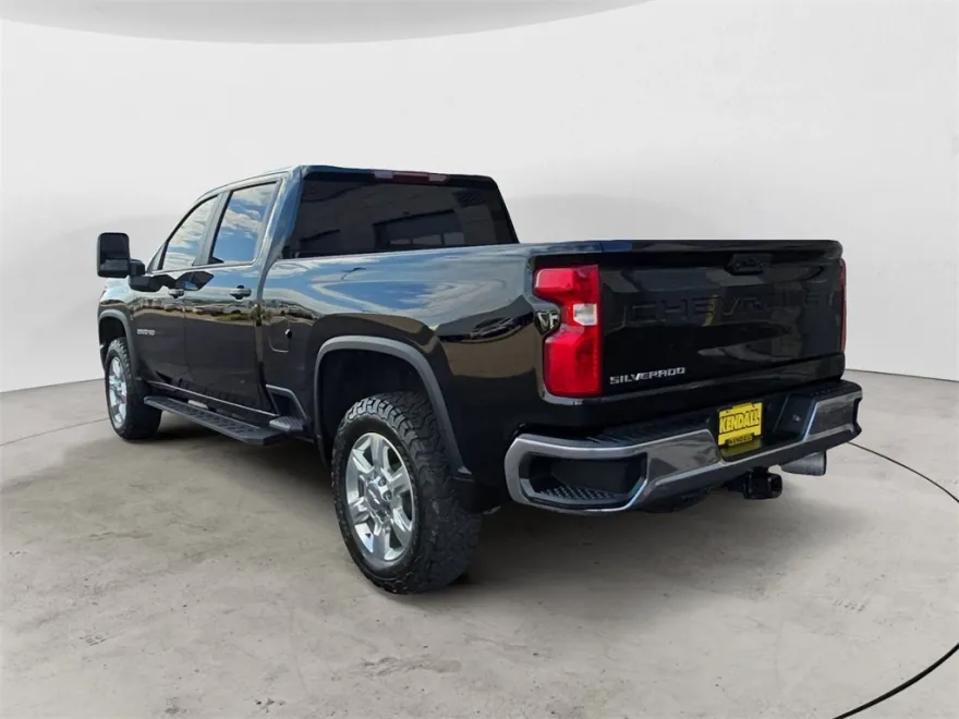 2022 Chevrolet Silverado 2500HD LT photo 1