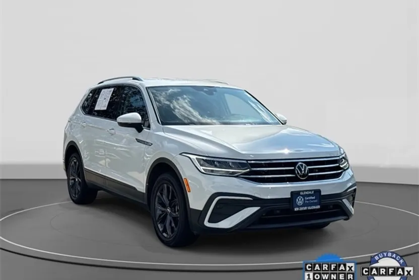 2022 Volkswagen Tiguan SE photo 1