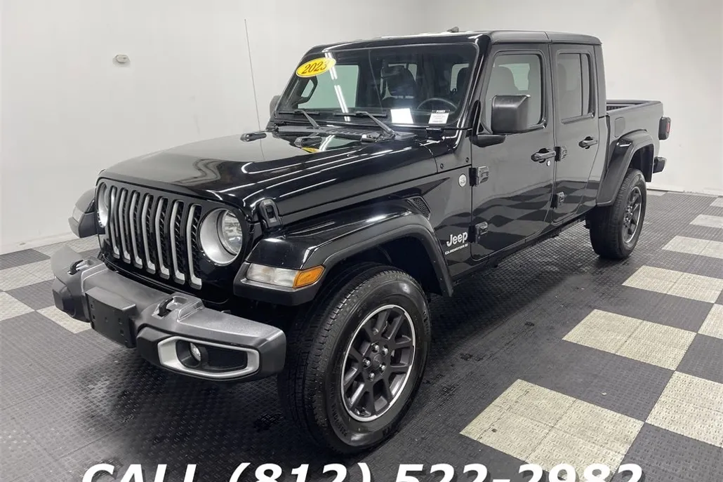 2023 Jeep Gladiator Overland photo 1