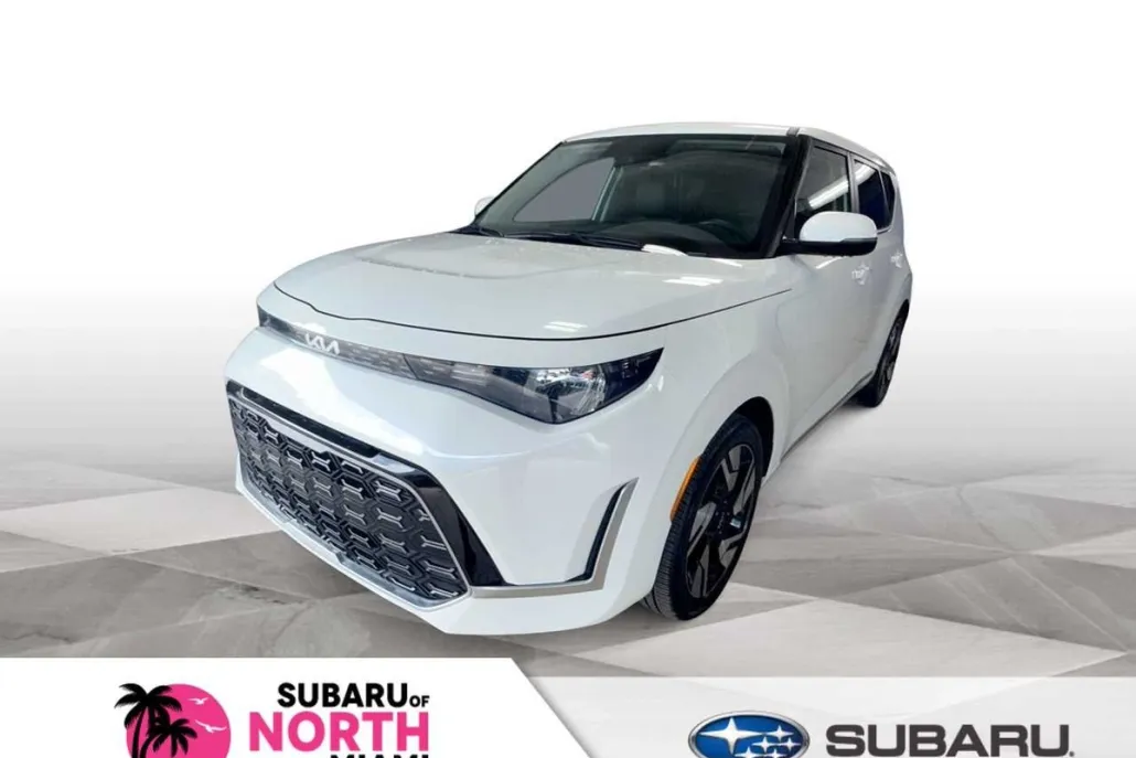 2024 Kia Soul GT-Line photo 1
