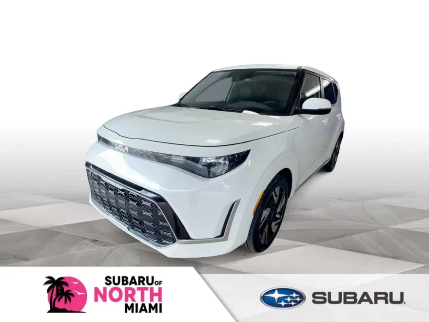2024 Kia Soul GT-Line photo 1