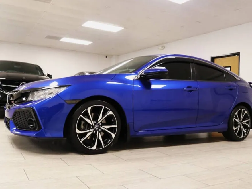 2018 Honda Civic Si photo 1