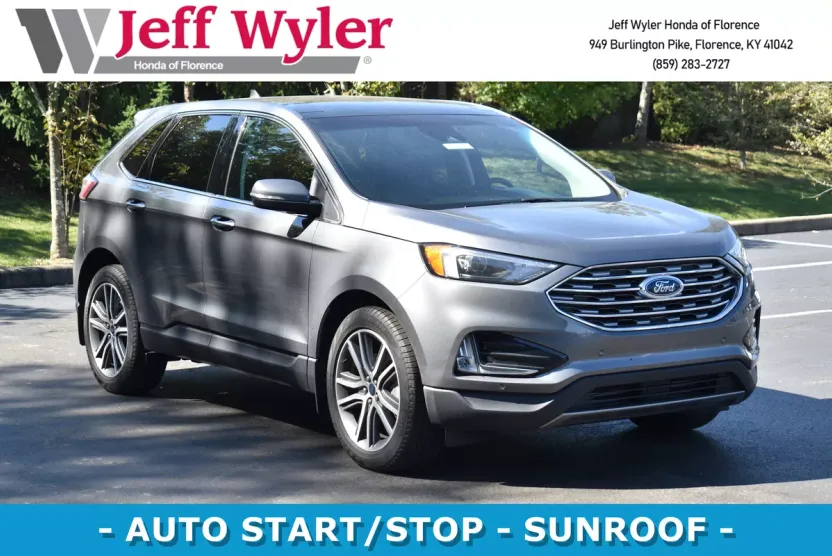 2022 Ford Edge Titanium photo 1