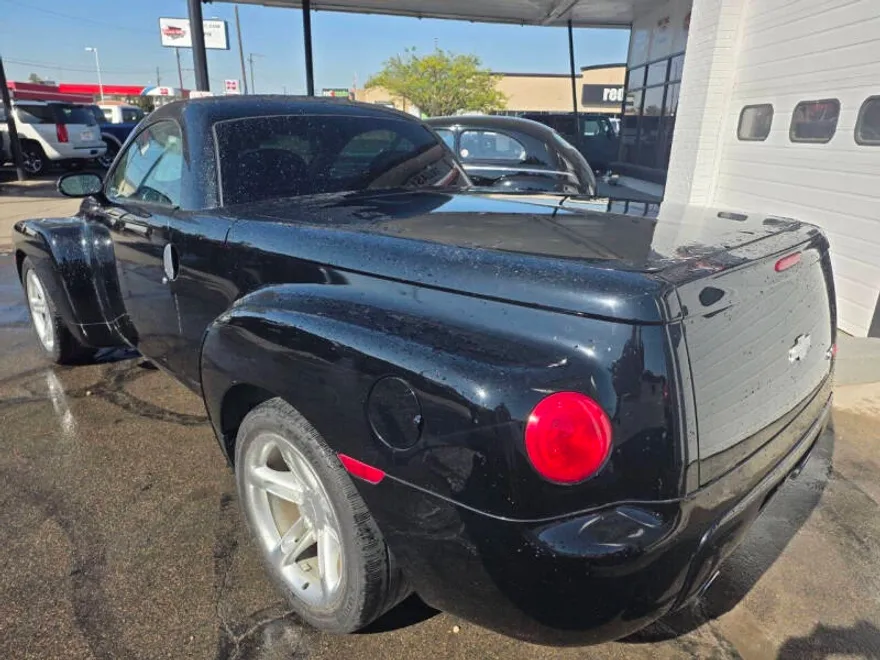 2003 Chevrolet SSR photo 1