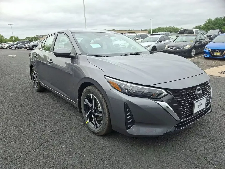 2025 Nissan Sentra SV photo 1