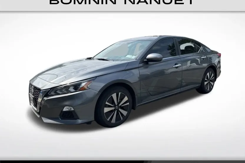 2021 Nissan Altima 2.5 SV photo 1