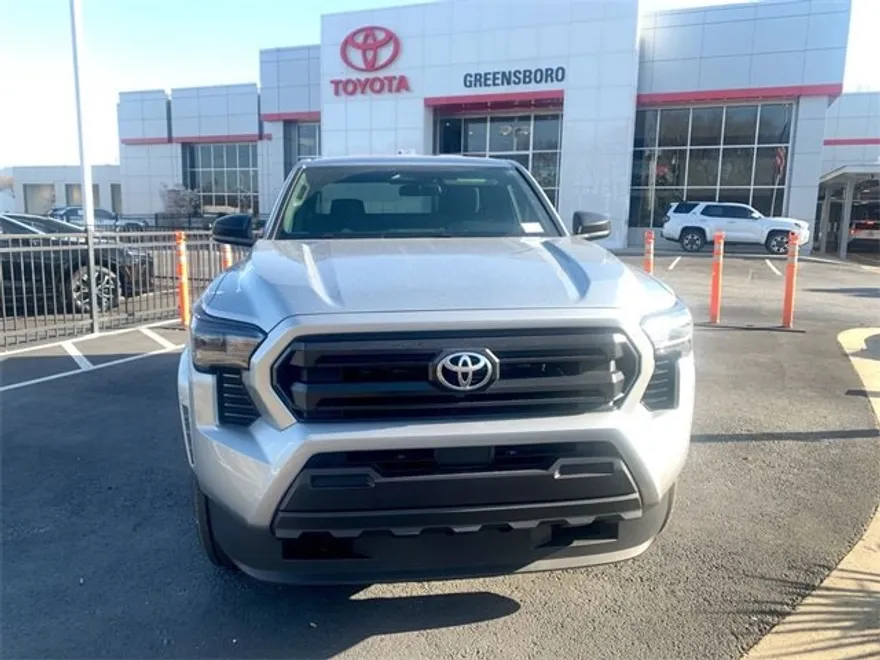 2025 Toyota Tacoma SR 4x4 XtraCab photo 1