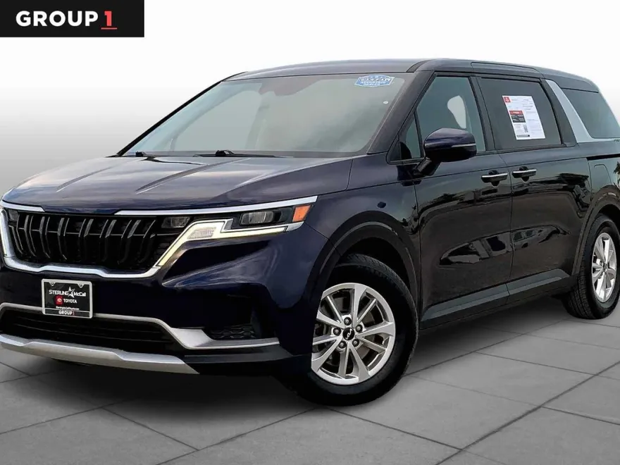 2022 Kia Carnival LXS photo 1