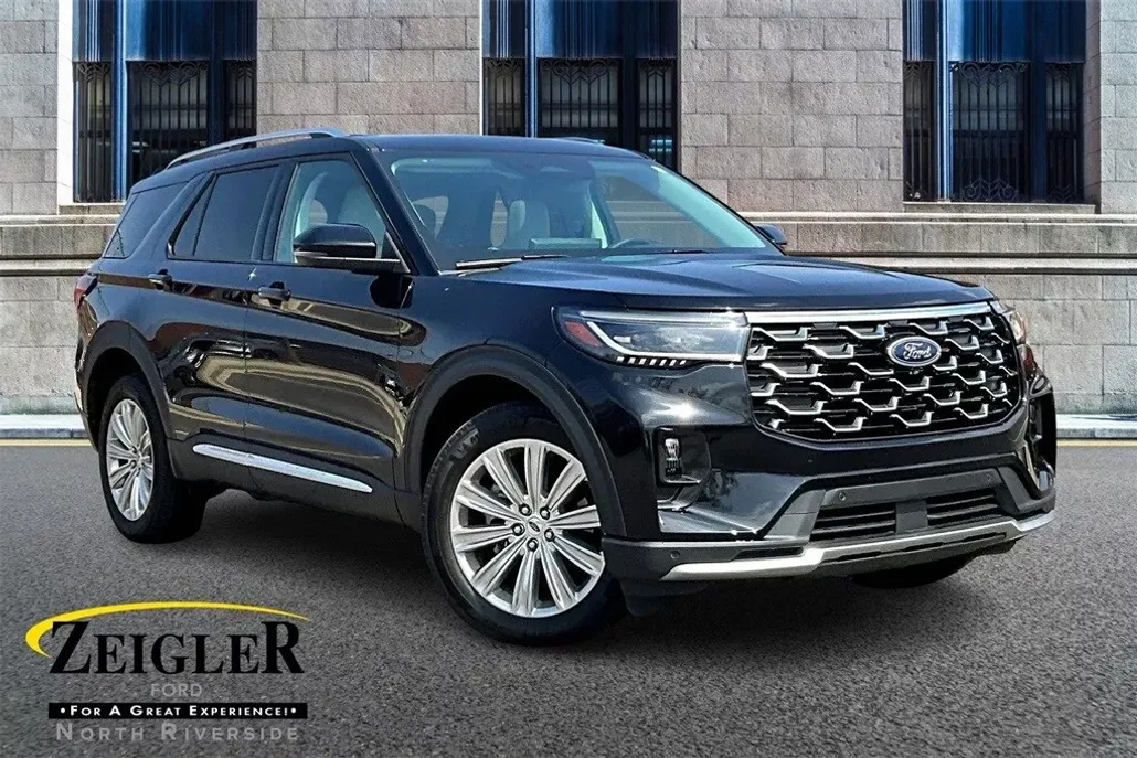 2025 Ford Explorer Platinum photo 1