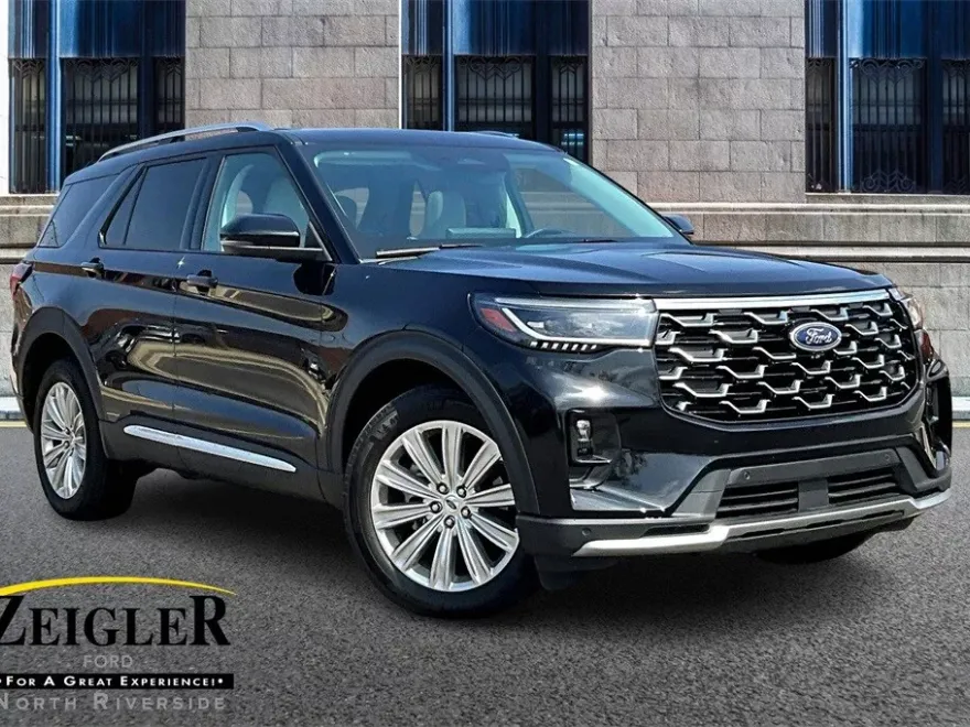 2025 Ford Explorer Platinum photo 1