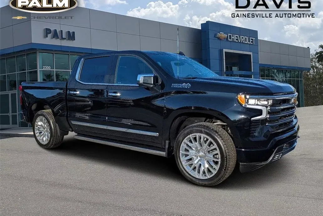 2025 Chevrolet Silverado 1500 High Country photo 1