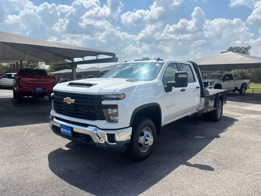 2025 Chevrolet Silverado 3500HD Work Truck photo 1