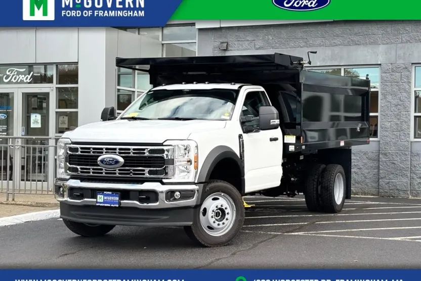 2025 Ford F-550 photo 1