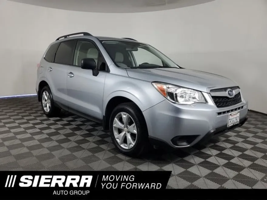 2016 Subaru Forester 2.5i photo 1