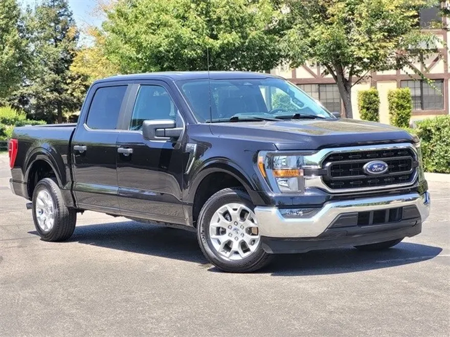 2023 Ford F-150 XLT photo 1
