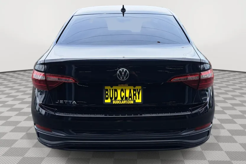 2023 Volkswagen Jetta Sport photo 1