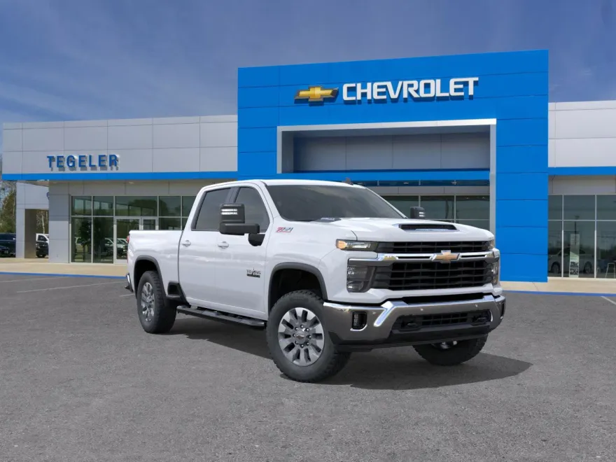 2025 Chevrolet Silverado 2500HD LT photo 1