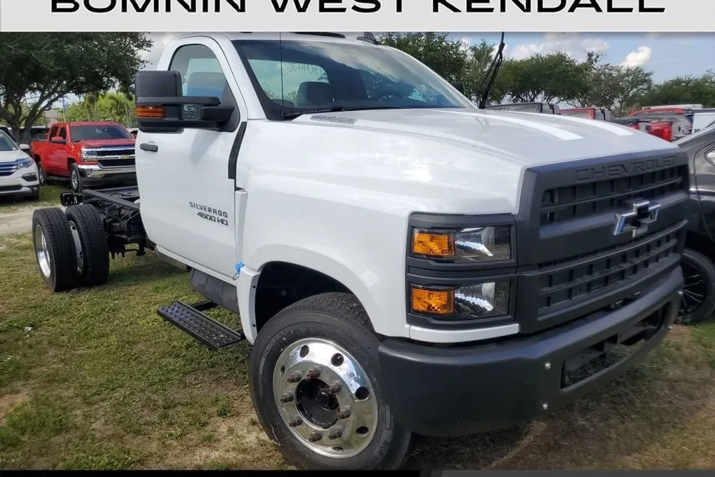 2024 Chevrolet Silverado 4500HD Work Truck photo 1