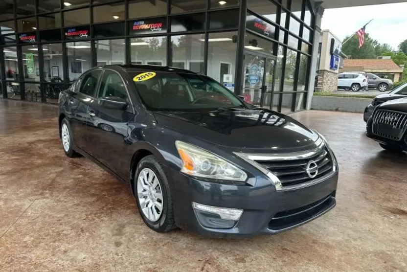 2015 Nissan Altima 2.5 photo 1