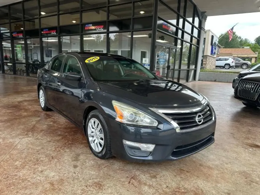2015 Nissan Altima 2.5 photo 1