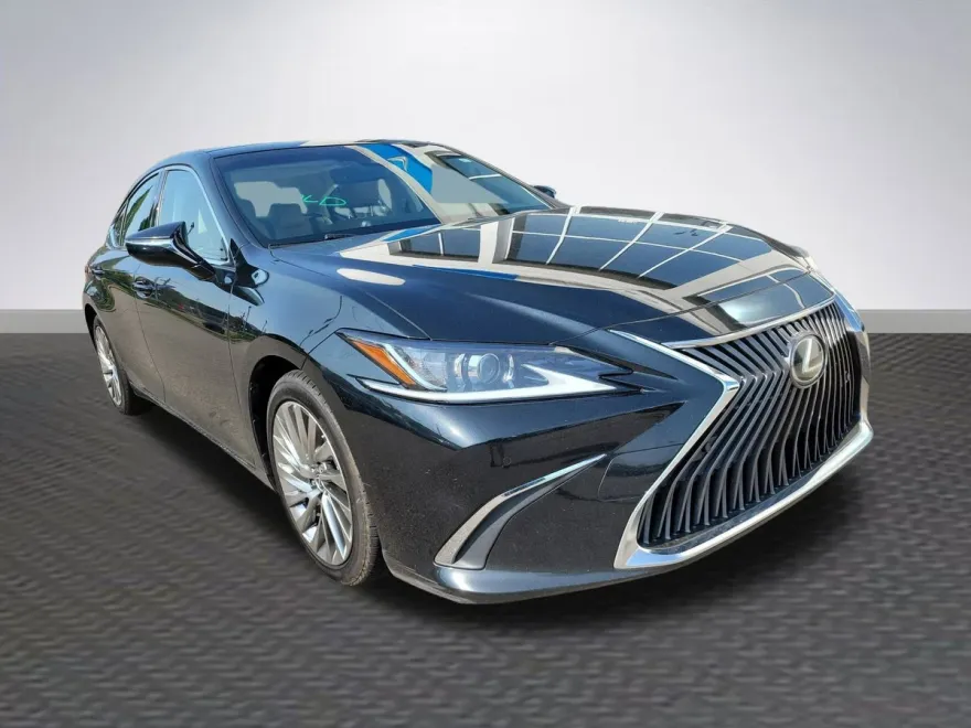 2019 Lexus ES 350 Luxury photo 1