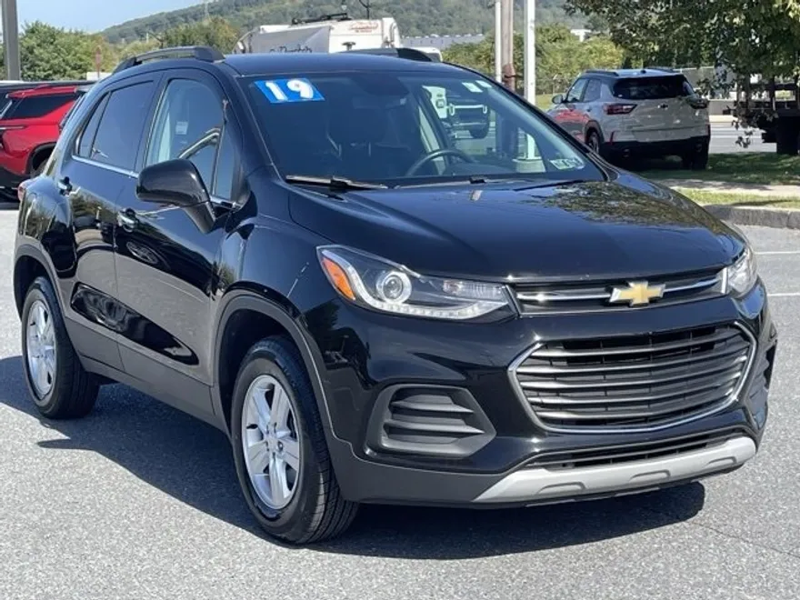 2019 Chevrolet Trax LT photo 1