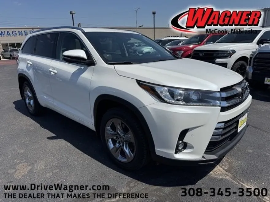 2019 Toyota Highlander Limited photo 1