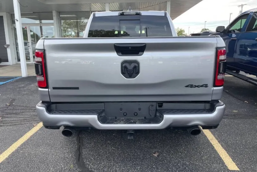 2024 Ram 1500 Big Horn photo 1