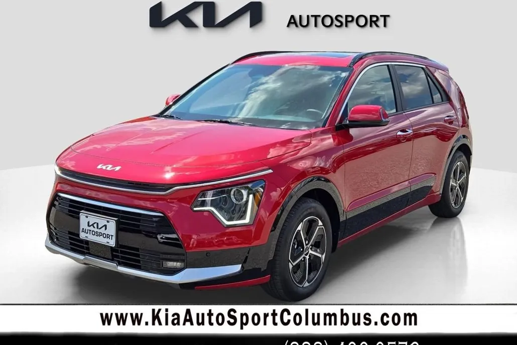 2025 Kia Niro SX Touring photo 1