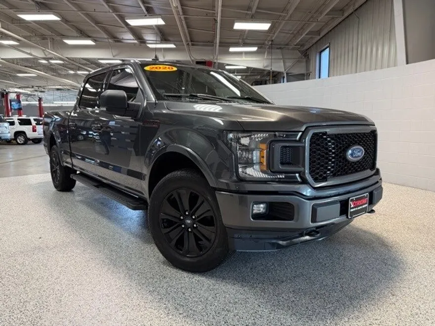2020 Ford F-150 XLT photo 1