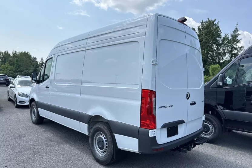 2025 Mercedes Benz Sprinter Cargo Van 2500 High Roof photo 1