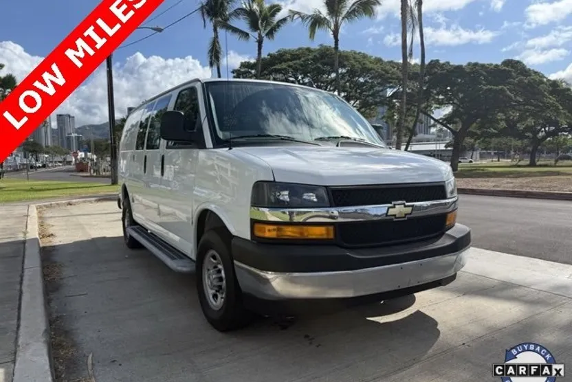 2023 Chevrolet Express Cargo 2500 Van photo 1