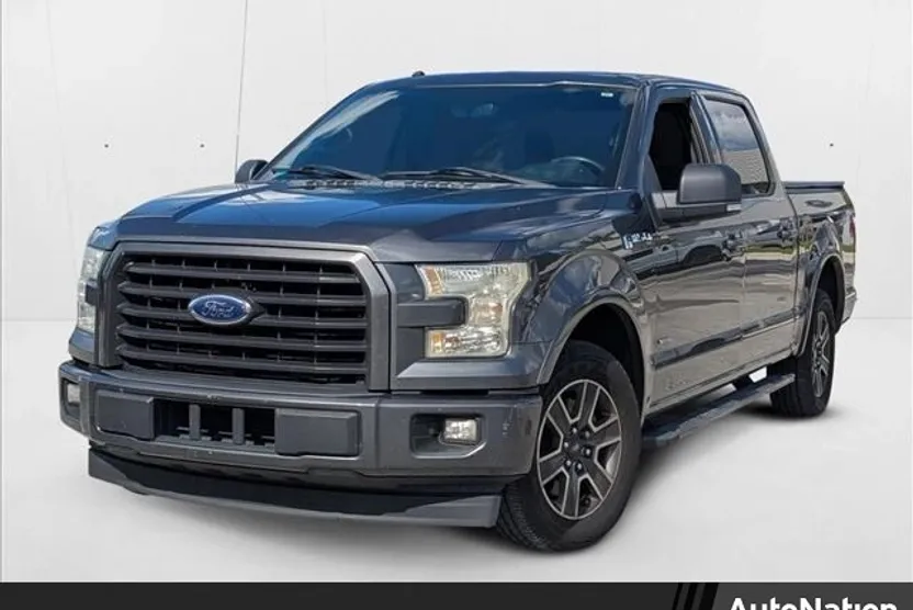 2017 Ford F-150 XLT photo 1