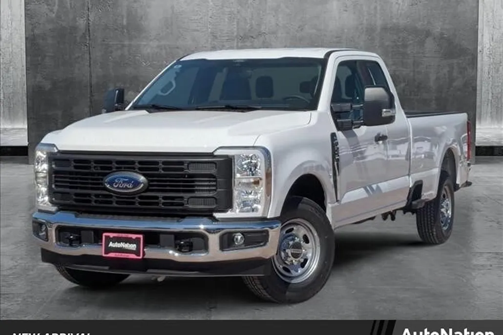 2025 Ford F-250 XL photo 1