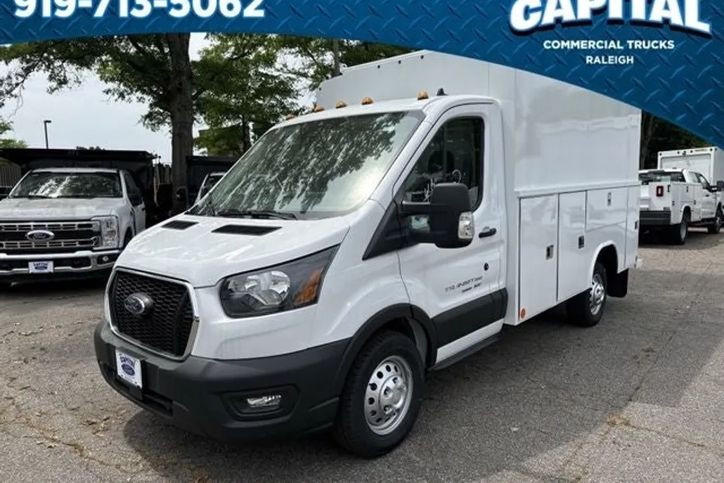 2024 Ford Transit photo 1