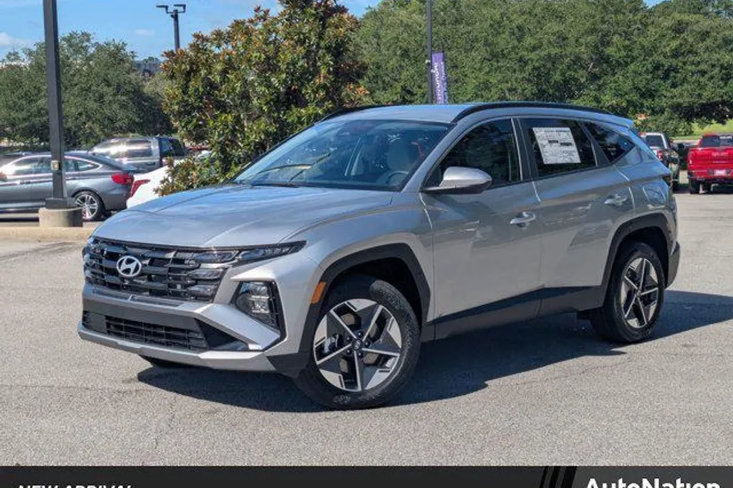 2025 Hyundai Tucson SEL photo 1