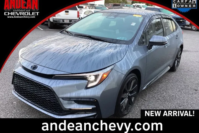 2025 Toyota Corolla Hybrid SE photo 1