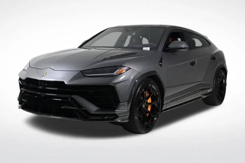 2024 Lamborghini Urus Performante photo 1