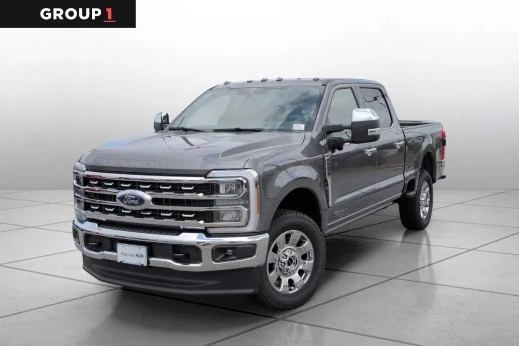 2025 Ford F-250 Lariat photo 1