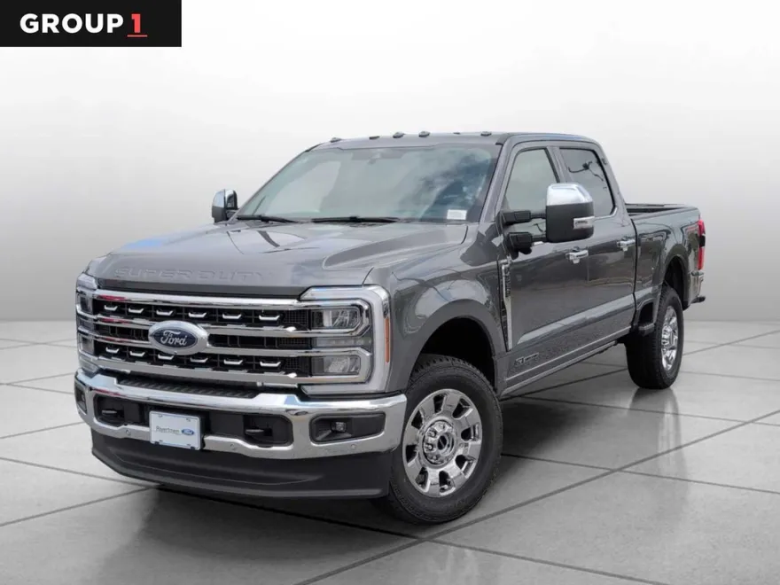 2025 Ford F-250 Lariat photo 1