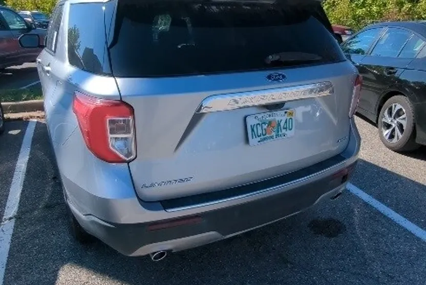 2023 Ford Explorer Limited photo 1