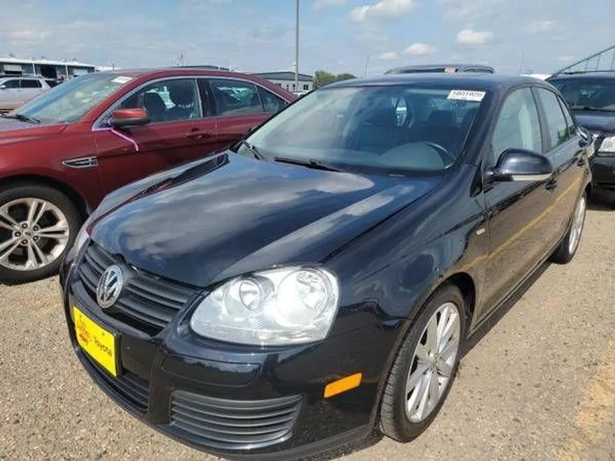 2010 Volkswagen Jetta Wolfsburg Edition photo 1