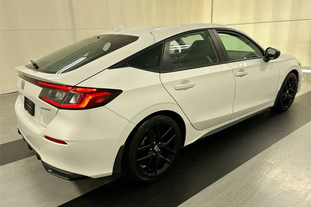 2024 Honda Civic Sport photo 1